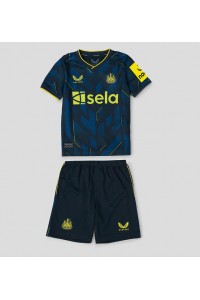 Newcastle United Babyklær Tredje Fotballdrakt til barn 2023-24 Korte ermer (+ Korte bukser)